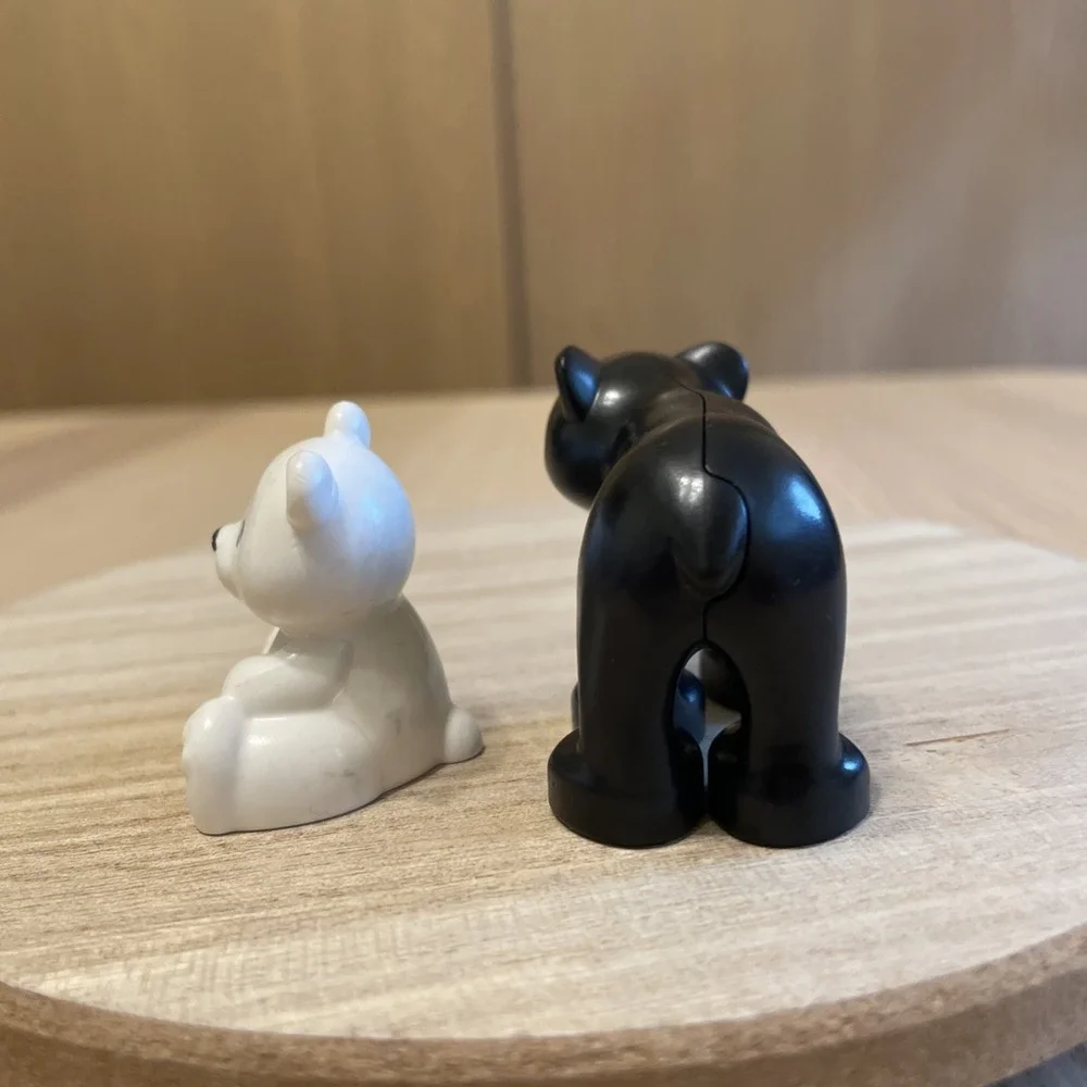 LEGO DUPLO Bear Lot of 2 Black Bear Cub & White Sitting Bear Animal Figures